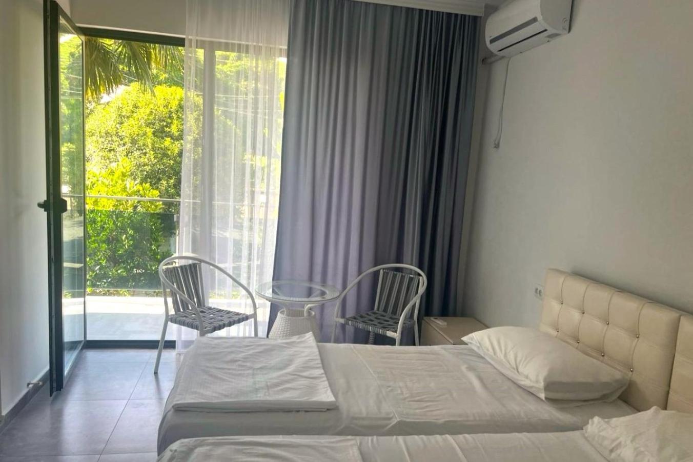 Hotel Ararat Gonio Eksteriør bilde