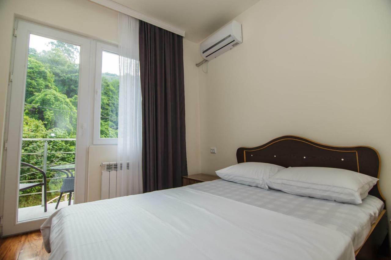 Hotel Ararat Gonio Eksteriør bilde